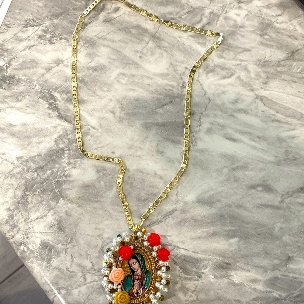 Virgin Mary pendant
